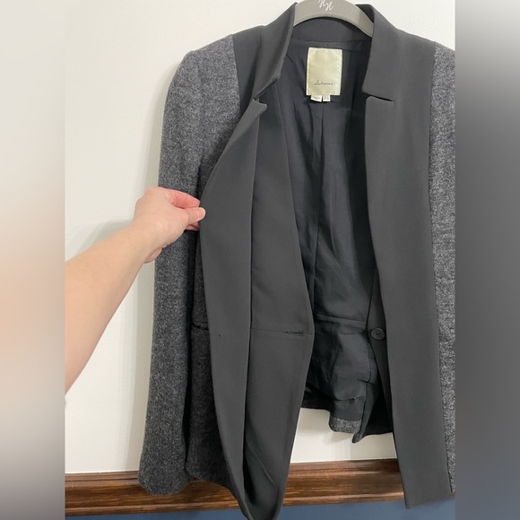Anthropologie Blazer Size 4 (fits like a 0-2) - Picture 4 of 8